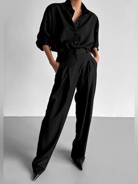 The Frankie Shop Gelso Trousers in Black
